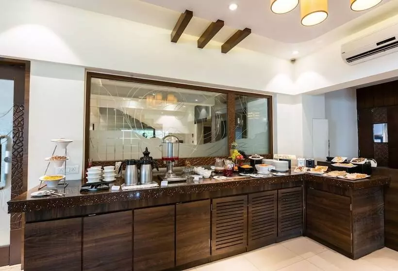 Click Hotel Nashik