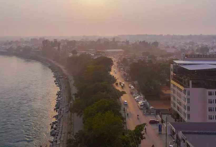 Отель Ellbee Ganga View