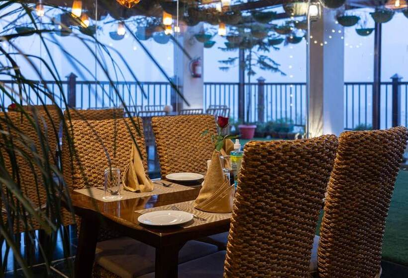 בית מלון כפרי Ellbee Ganga View