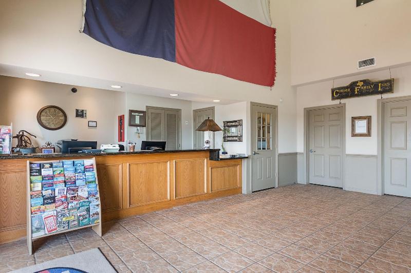 ホテル Lone Star Inn And Suites Victoria