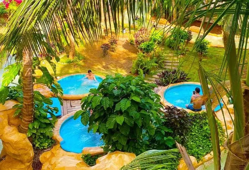 Отель On Vacation Blue Cove