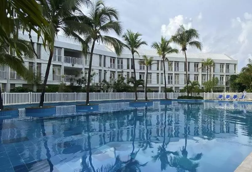 Отель On Vacation Blue Cove