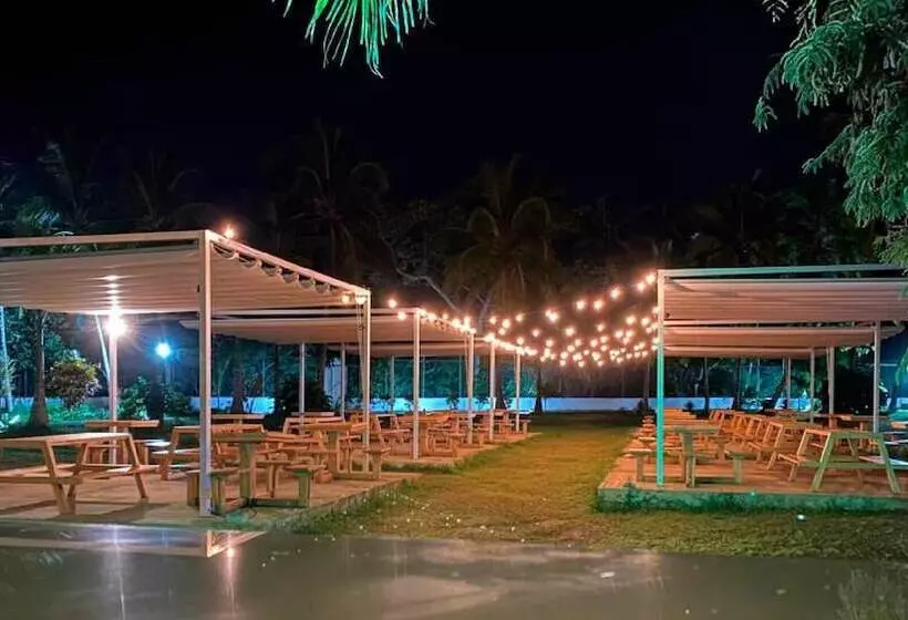 Отель On Vacation Blue Cove