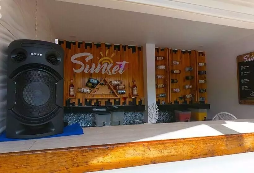 Отель On Vacation Blue Cove