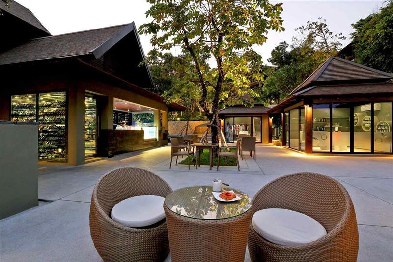 Hotel Pullman Phuket Arcadia Naithon Beach