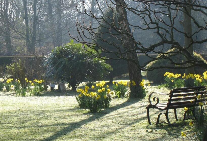 فندق ريفى Old Rectory Hotel, Crostwick