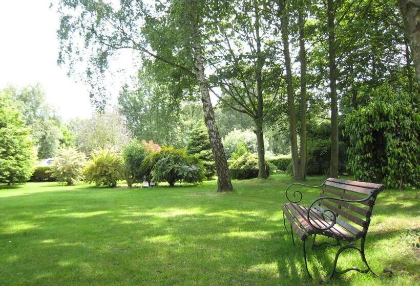 فندق ريفى Old Rectory Hotel, Crostwick