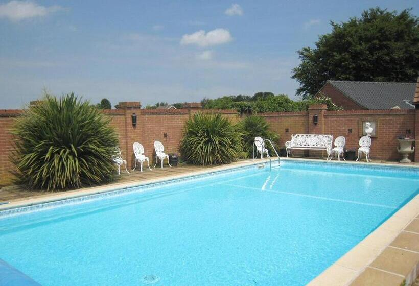 فندق ريفى Old Rectory Hotel, Crostwick