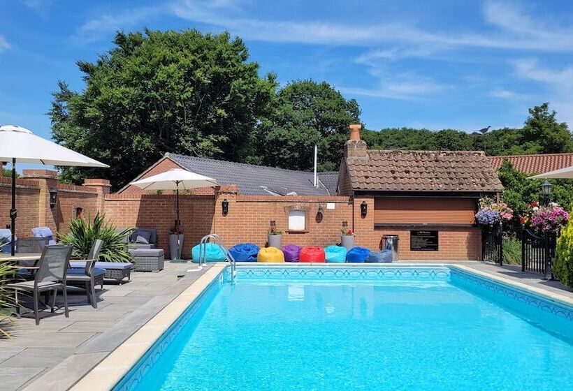 فندق ريفى Old Rectory Hotel, Crostwick