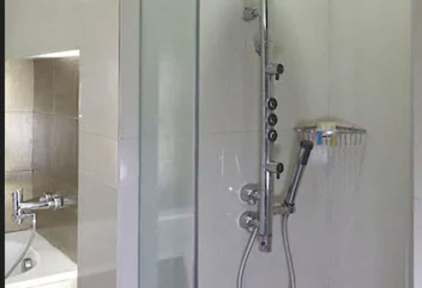 فندق Satkar Residency