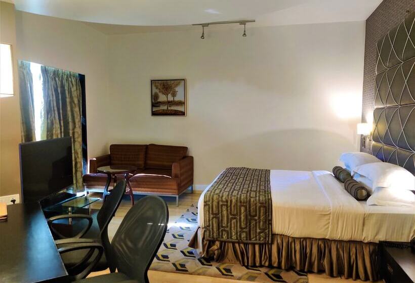 فندق Satkar Residency