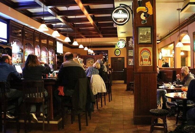 فندق St. Brendan's Inn