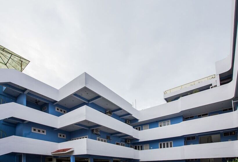 هتل Surana Palace