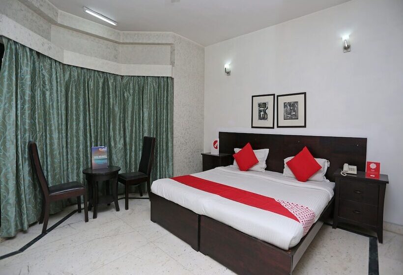 هتل Surana Palace