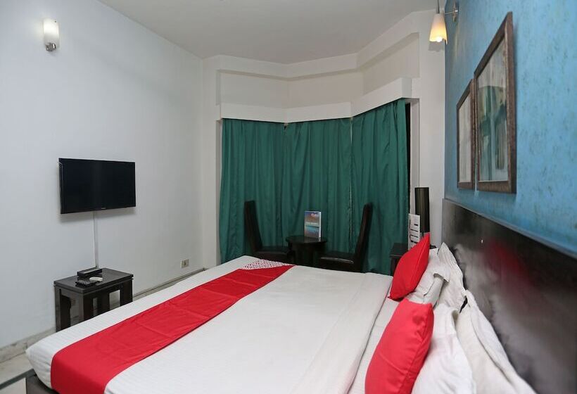 هتل Surana Palace