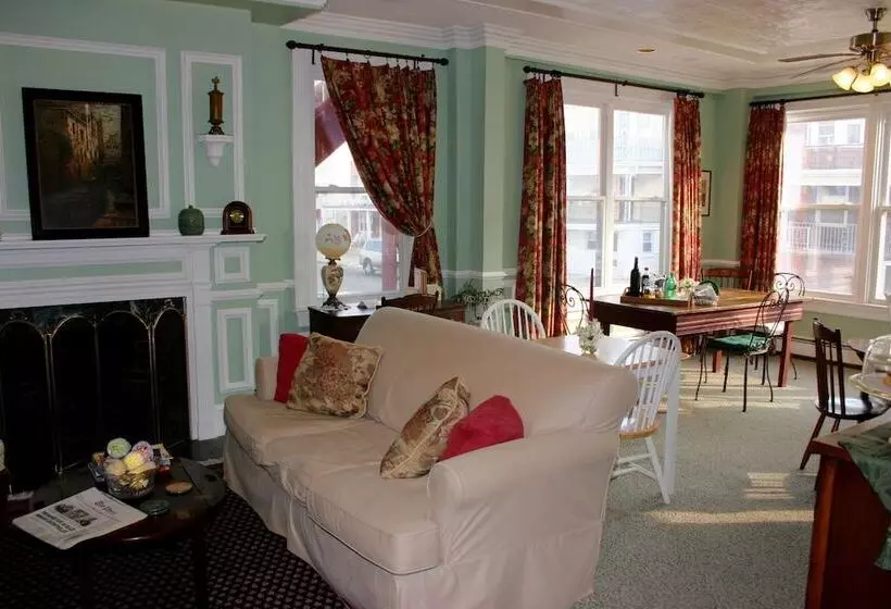 Отель Carisbrooke Inn Bed & Breakfast