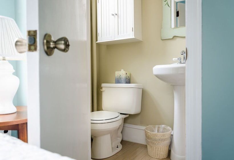 فندق Carisbrooke Inn Bed & Breakfast