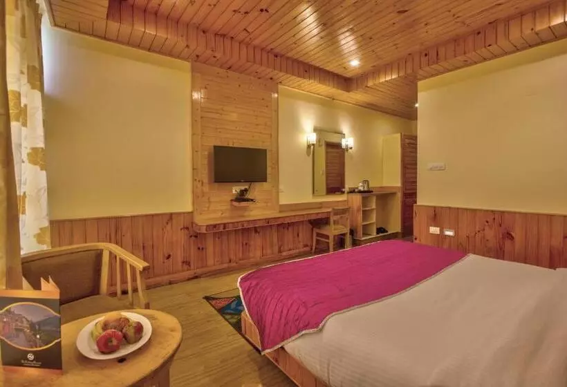 هتل The Holiday Resorts And Cottages