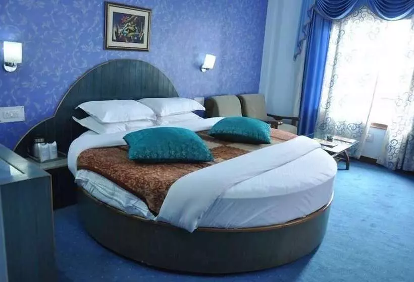 هتل The Royal Regency Manali