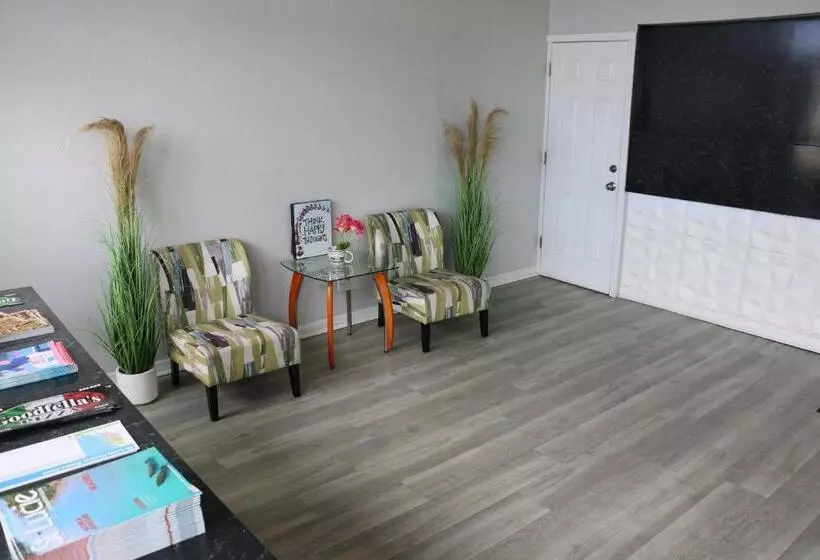 ホテル Travel Inn Fort Pierce