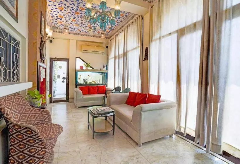 Hotel Mandiram Palace