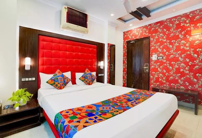 Hotel Mandiram Palace