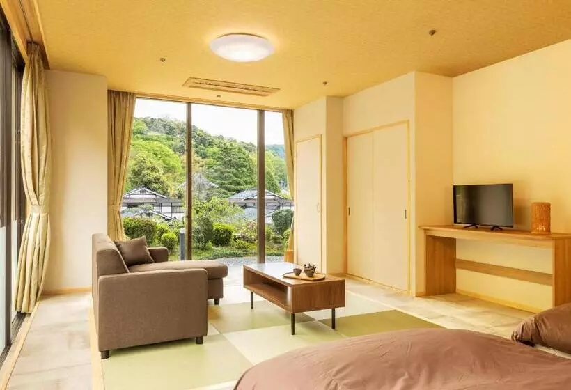 هتل Ooedo Onsen Monogatari Premium Saiki Bekkan