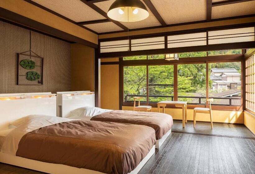 Отель Ooedo Onsen Monogatari Premium Saiki Bekkan