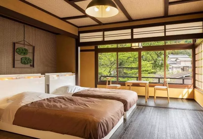 هتل Ooedo Onsen Monogatari Premium Saiki Bekkan