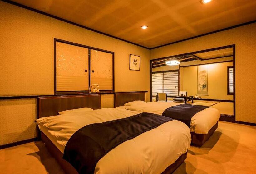 Отель Ooedo Onsen Monogatari Premium Saiki Bekkan