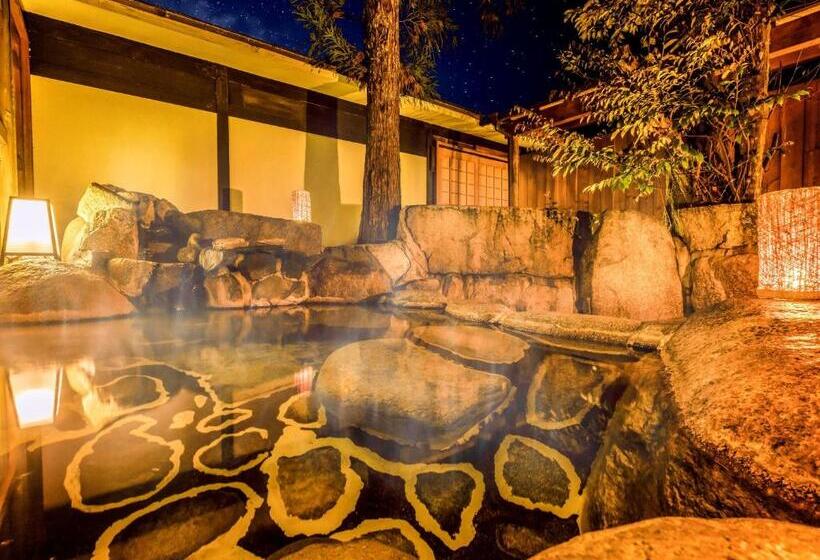 Отель Ooedo Onsen Monogatari Premium Saiki Bekkan