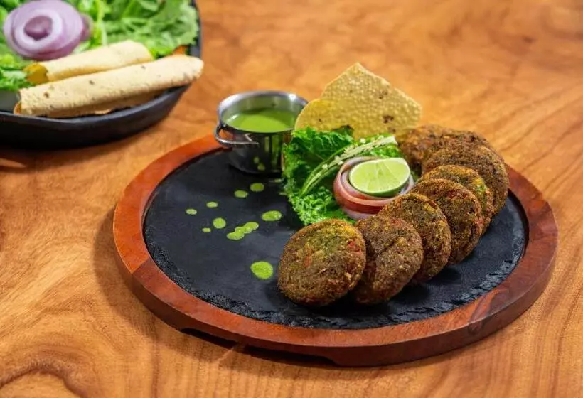 ホテル Zone Connect By The Park Mussoorie