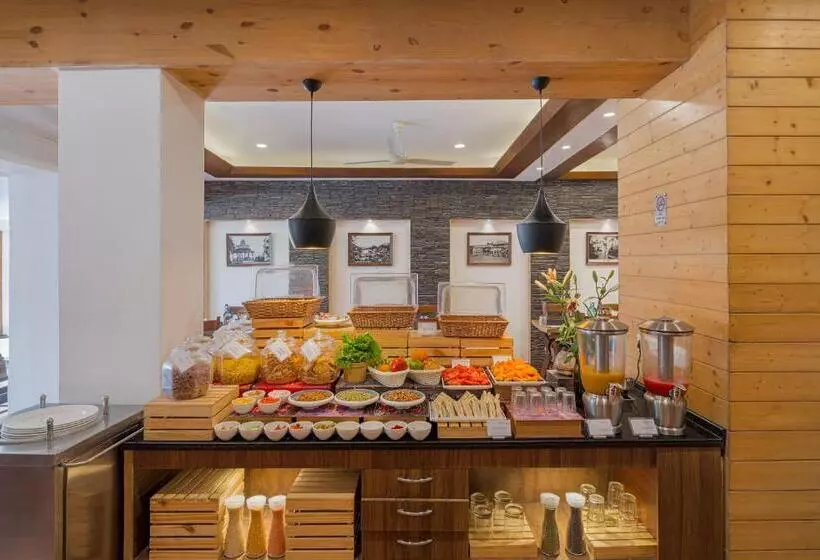 ホテル Zone Connect By The Park Mussoorie