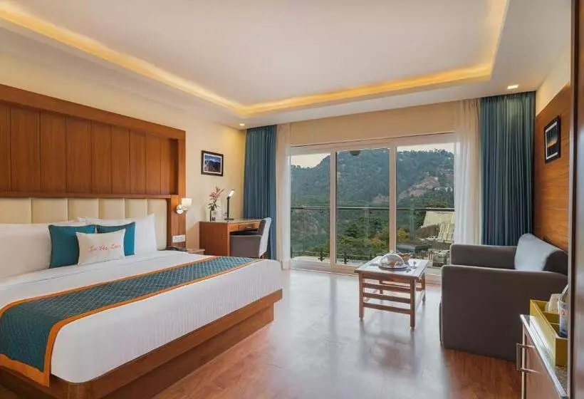 ホテル Zone Connect By The Park Mussoorie