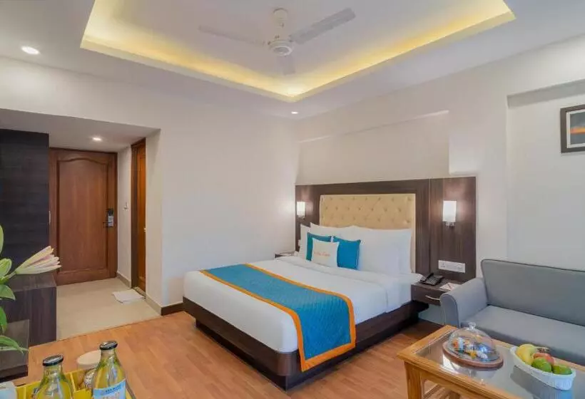ホテル Zone Connect By The Park Mussoorie