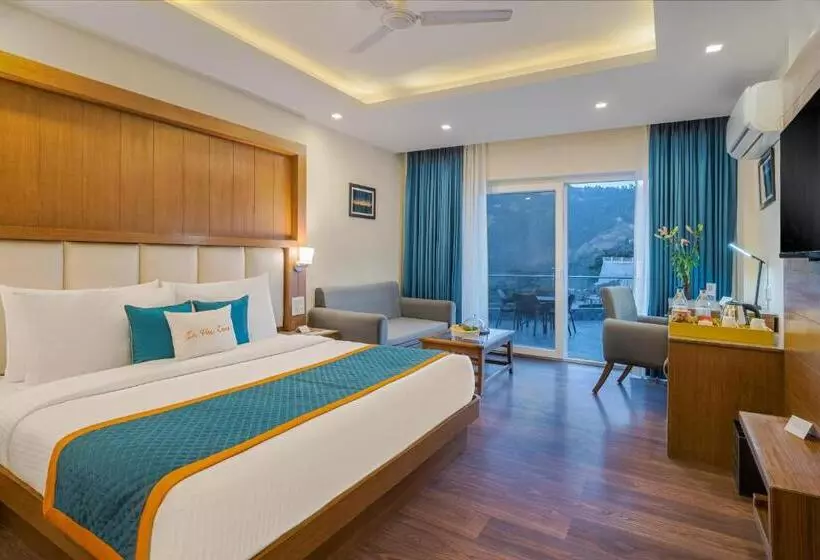 ホテル Zone Connect By The Park Mussoorie