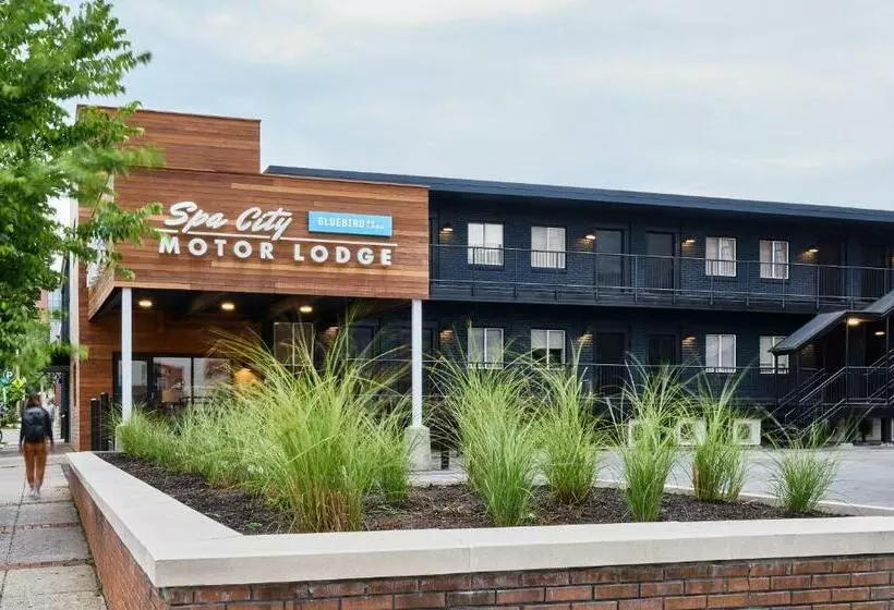 فندق على الطريق Bluebird Spa City Motor Lodge