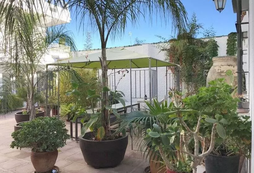 Apartamentos Turísticos La Mundial