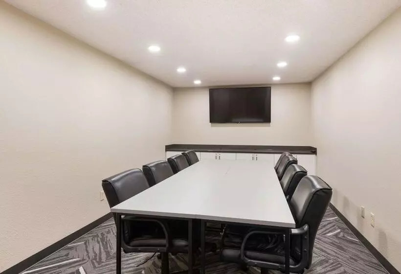 Extended Stay America Premier Suites  Charlotte  Pineville  Pineville Matthews Rd