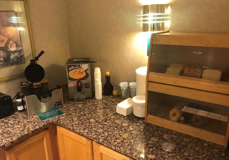 فندق Americas Best Value Inn Cedar City