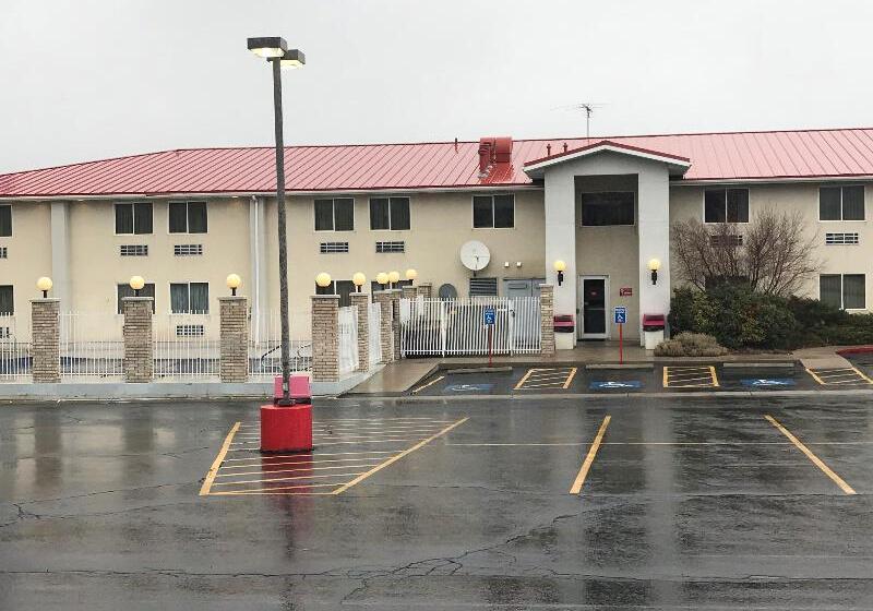 فندق Americas Best Value Inn Cedar City