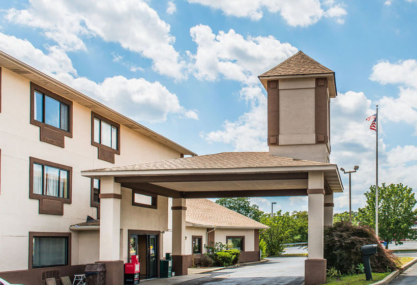 Отель Quality Inn Greensburg