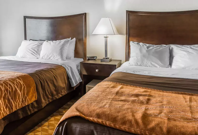 酒店 Quality Inn Greensburg