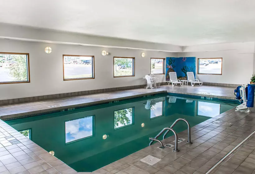 酒店 Quality Inn Greensburg