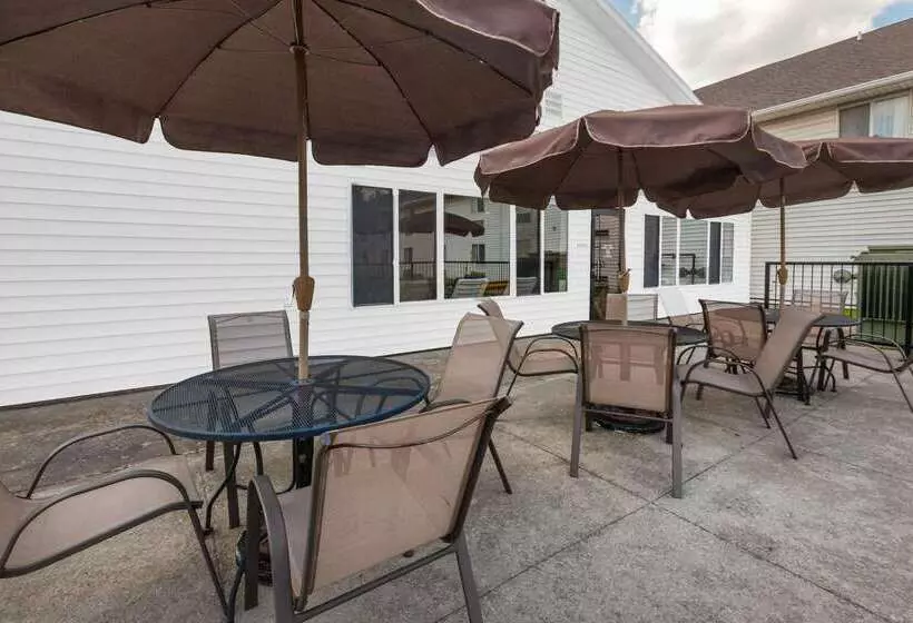 호텔 Days Inn By Wyndham Milan Sandusky South