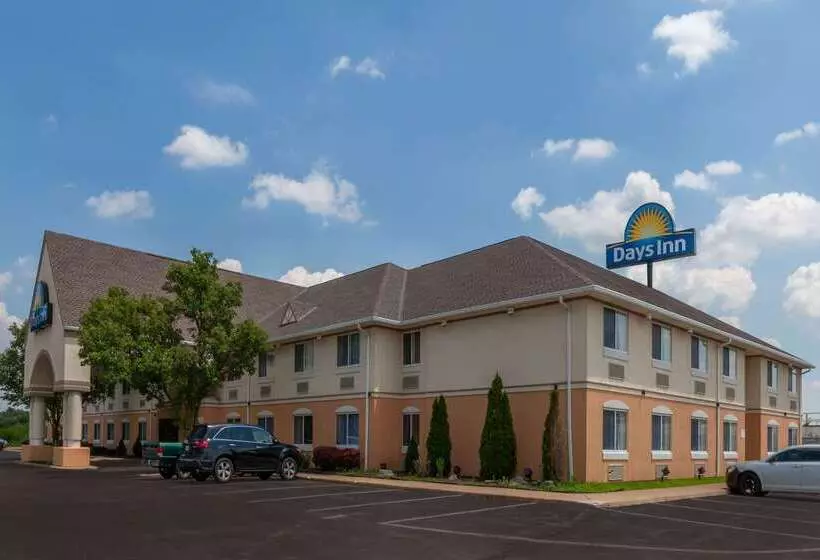 호텔 Days Inn By Wyndham Milan Sandusky South