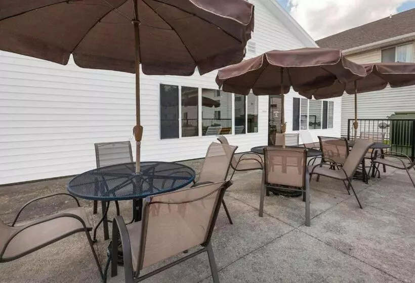 호텔 Days Inn By Wyndham Milan Sandusky South