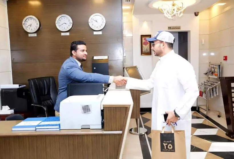 Отель Grand Square