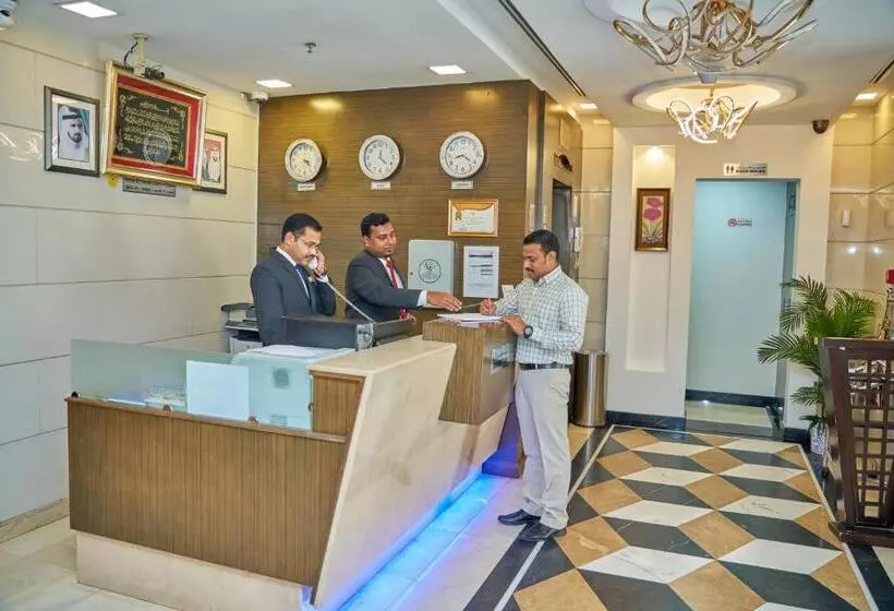 Отель Grand Square