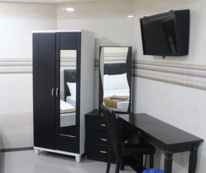 Отель Sungai Besi